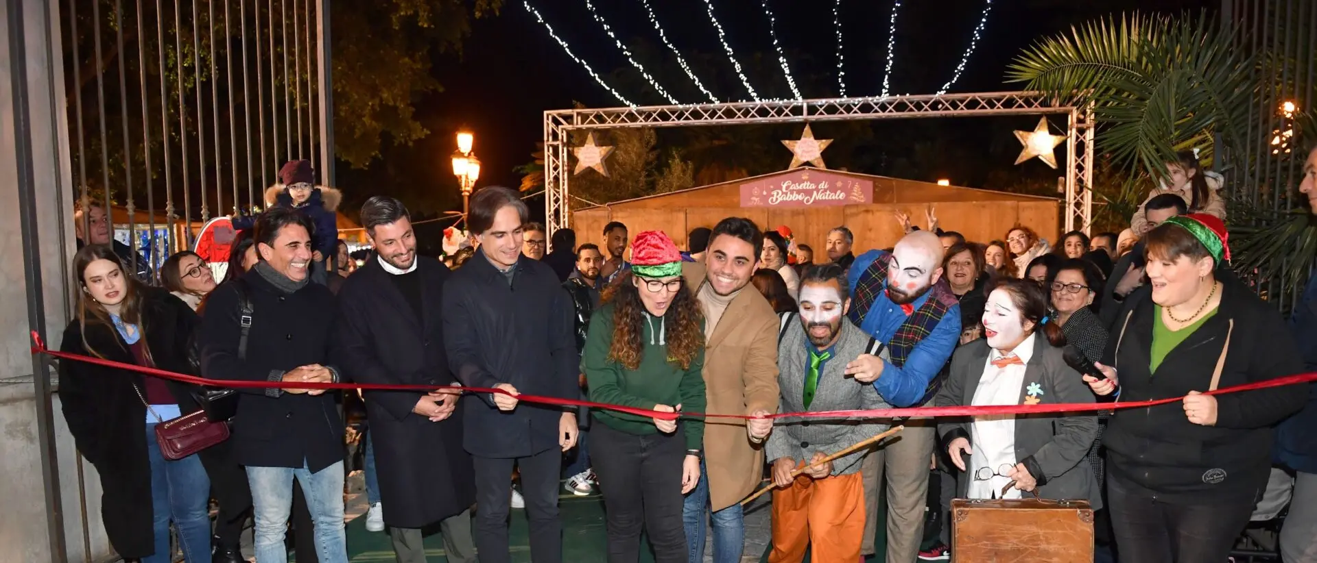 Apre i battenti il Villaggio di Babbo Natale a Reggio: festa e solidarietà per tutta la città