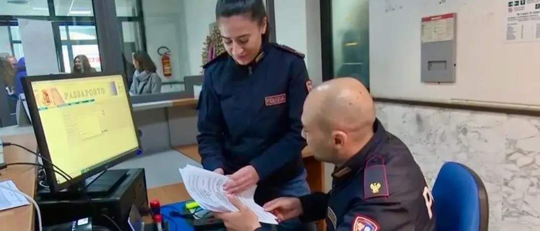 Rilascio Passaporti durante le festività natalizie, ecco il calendario della Questura di Reggio