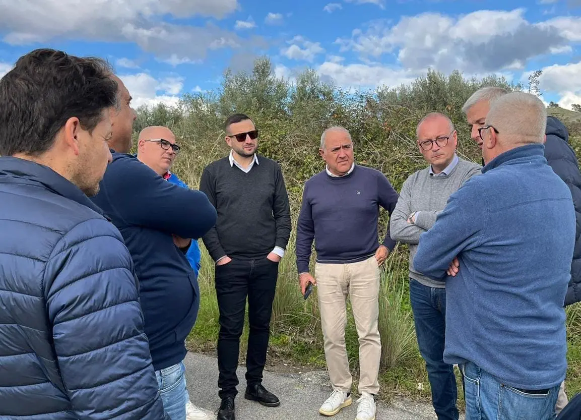 La Città metropolitana interverrà sulla strada SP70 che collega i Comuni di Caraffa del Bianco, Casignana e Sant’Agata del Bianc