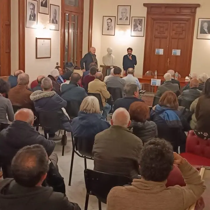 Ponte sullo Stretto, il fronte del no unisce: «Un costosissimo inganno e niente più»