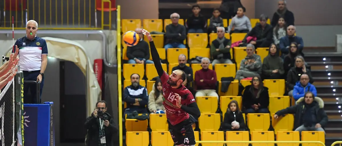 Reggio, Domotek volley sfiderà il Lecce oggi alle 18 al Palacalafiore