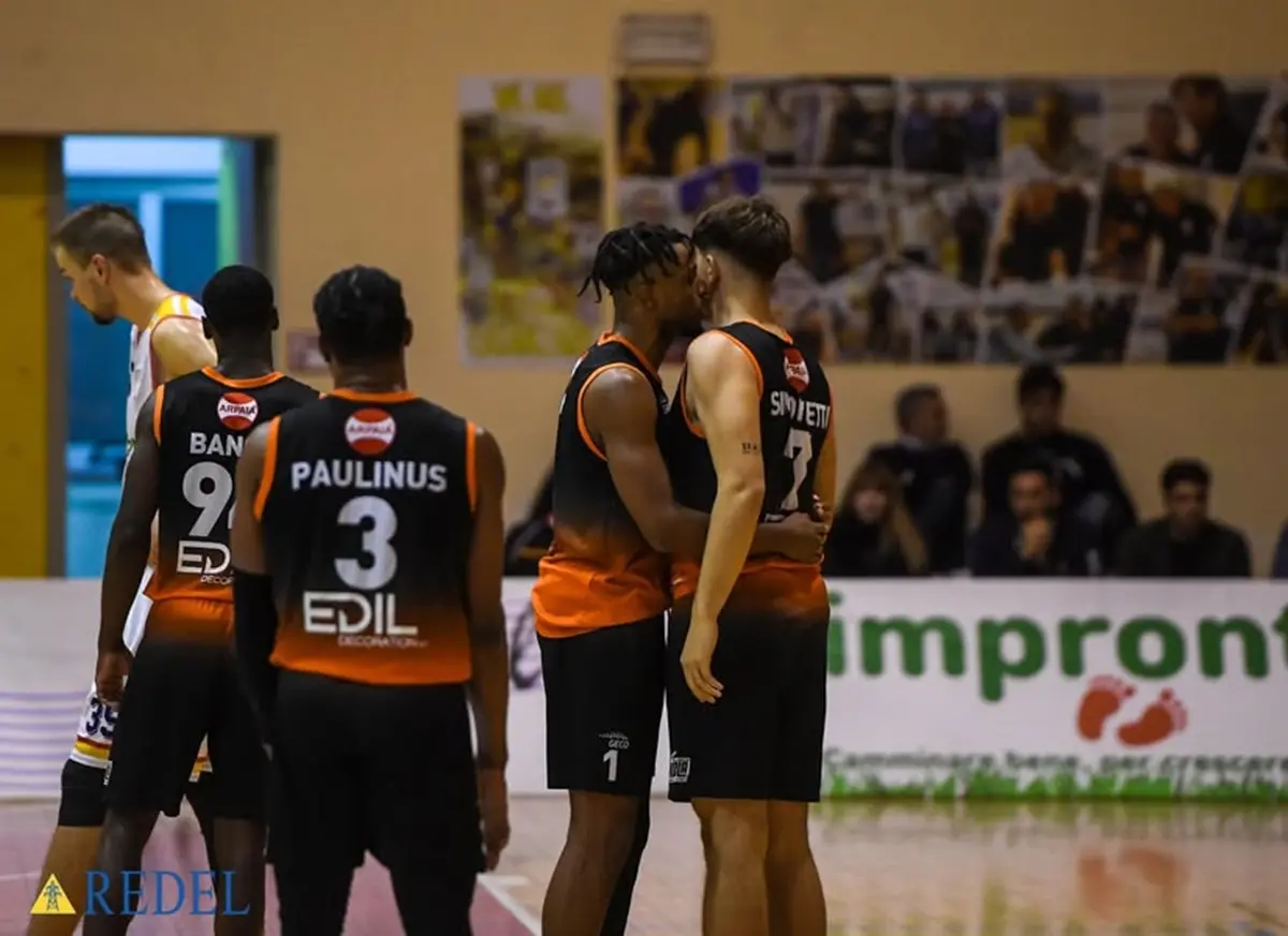 Reggio, Redel Viola vince 70-72 in trasferta contro Castanea