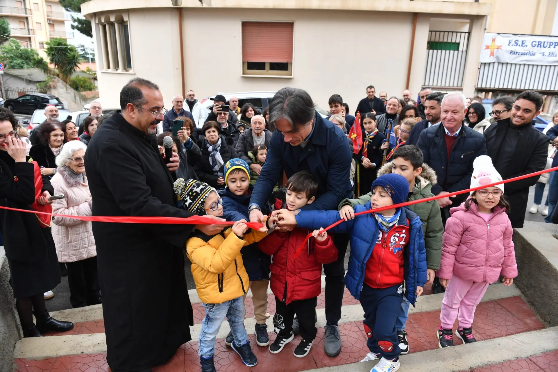 Riqualificata la storica piazzetta e la fontana di Condera