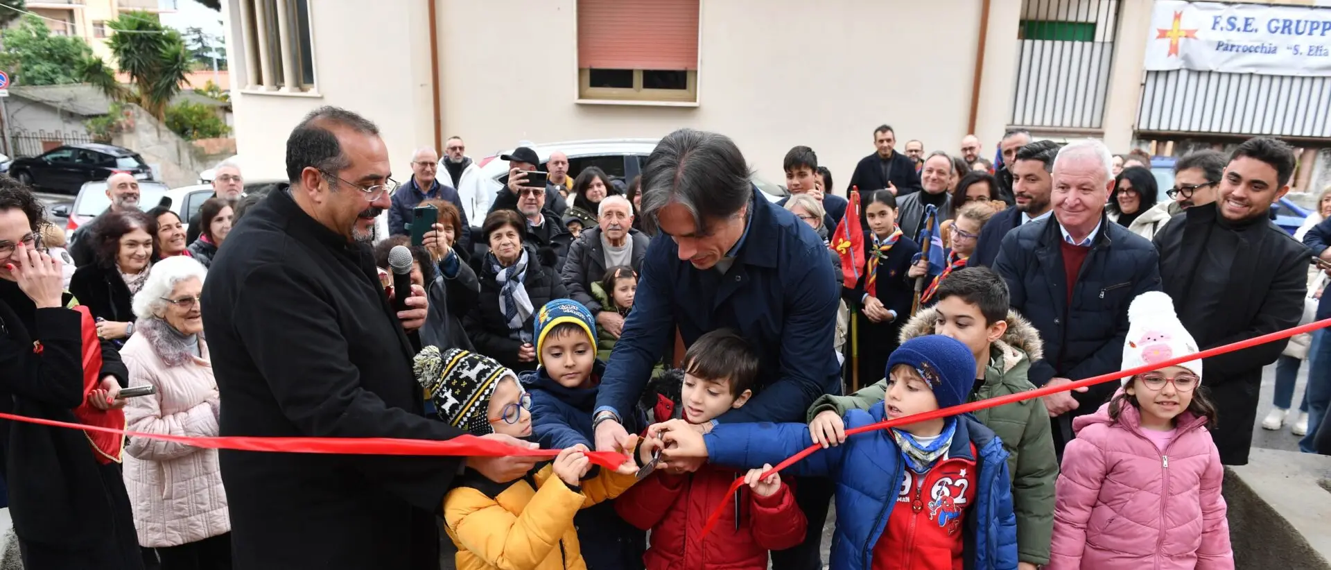 Riqualificata la storica piazzetta e la fontana di Condera