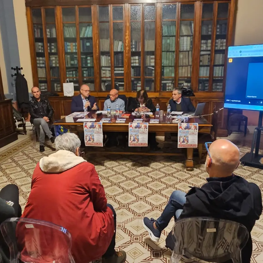 A Palazzo Alvaro la presentazione del libro \"Nonno, cos'è il sindacato?\"