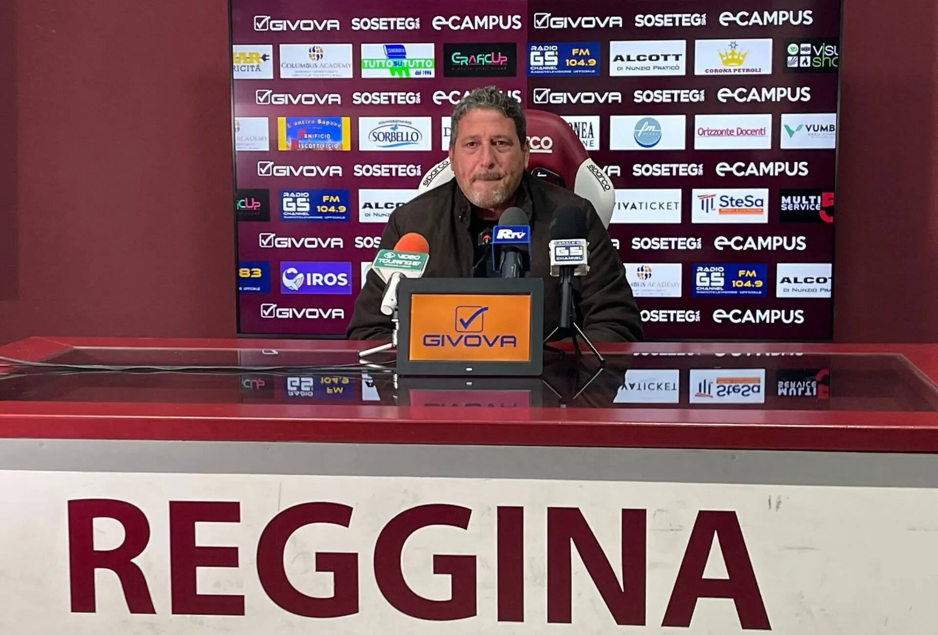 Verso Reggina-Sancataldese, Trocini: «Siamo pronti. Le due settimane di riposo ci hanno dato una carica incredibile»