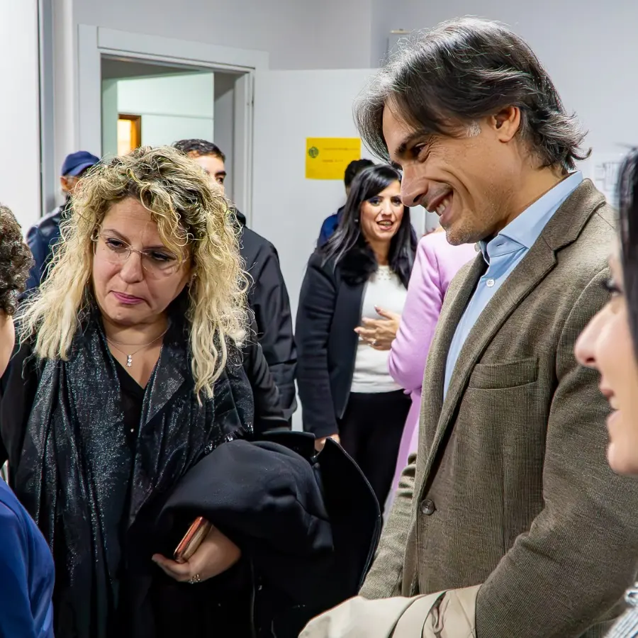 Falcomatà in visita alla Radice Alighieri di Catona: «Nei quartieri si percepisce l'essenza del Natale»