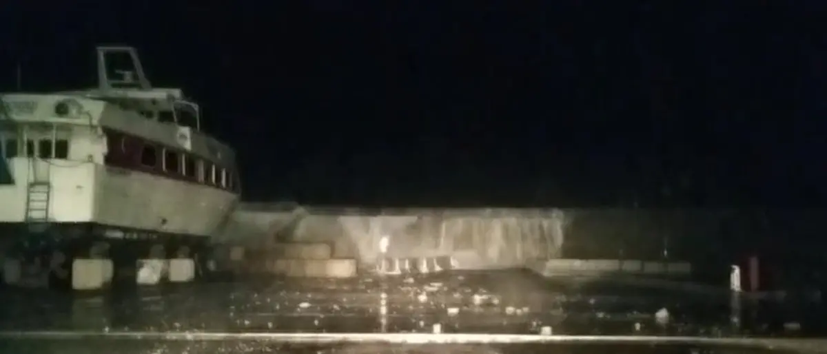 Maltempo, forti mareggiate a Scilla e Bagnara - FOTO e VIDEO