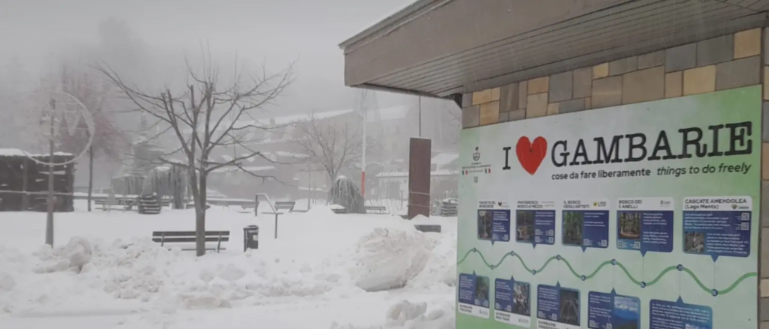 Gambarie sommersa dalla neve, il sindaco Malara: «Le piste da sci restano chiuse, la società di gestione rescinde il contratto»