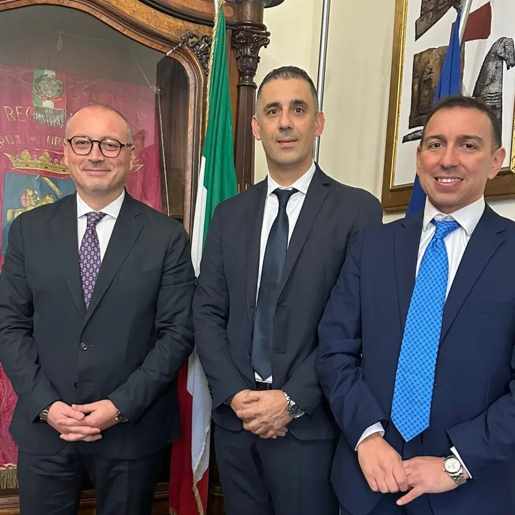 Burrone nella Giunta Falcomatà, gruppo Red: «Responsabili e coerenti per dare risposte concrete alla collettività»