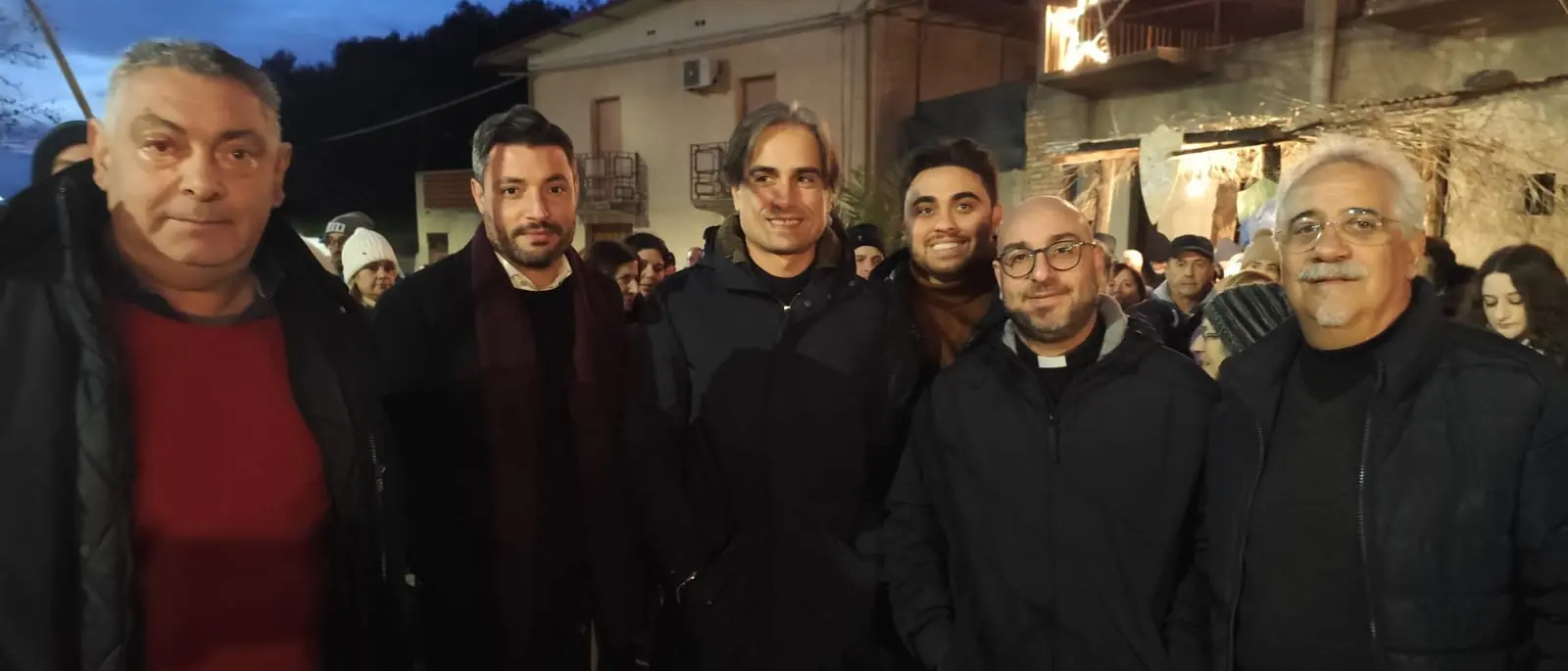 Reggio Città Natale anche ad Ortì: il sindaco Falcomatà al Concerto di Natale ed al Presepe vivente medievale del borgo collinare