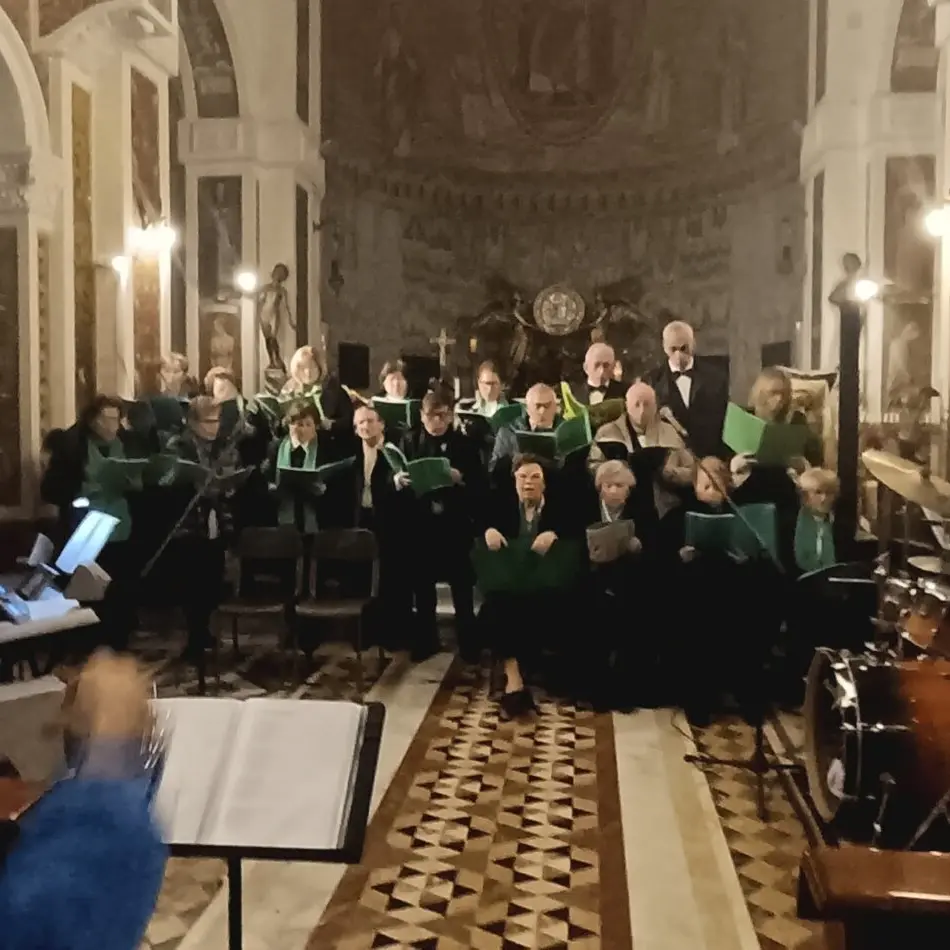 Reggio, al Santuario di San Paolo alla Rotonda il concerto del coro dell'Unitre