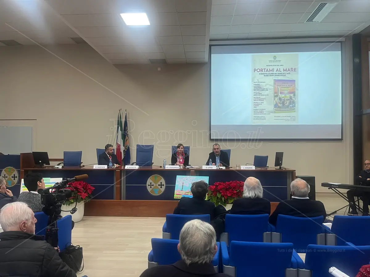 Tra diritti negati e speranze ritrovate, il viaggio con la Garante della Salute Stanganelli diventa un libro - VIDEO
