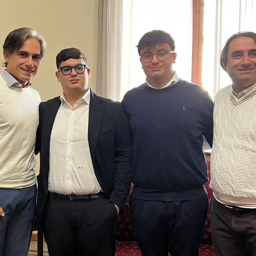 Reggio, il sindaco Falcomatà e il consigliere Latella hanno incontrato gli organizzatori della \"Christmas Soccer Cup\"