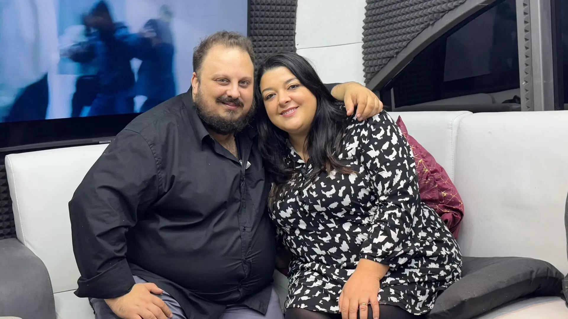 CAPODANNO ON THE ROAD | La \"SuperMamma\" dall'ugola d'oro: la vita \"tra palco e realtà\" di Giovanna Scarfò