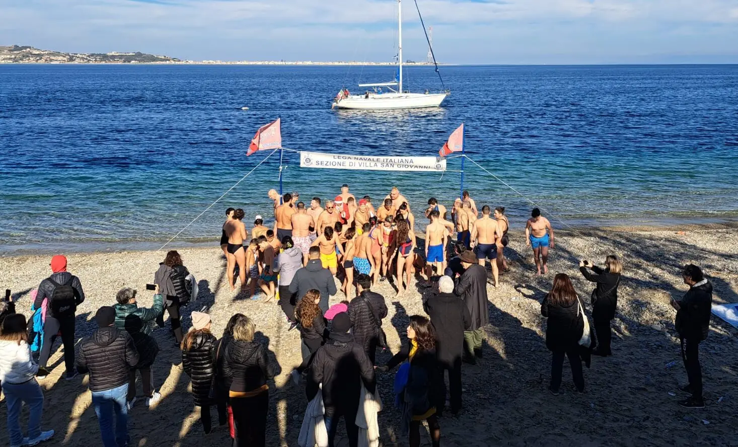 Si rinnova il “Tuffo di Capodanno” nel segno della Traversata