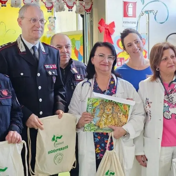 Epifania 2025: solidarietà e amore per la natura negli ospedali pediatrici con i Carabinieri Forestali