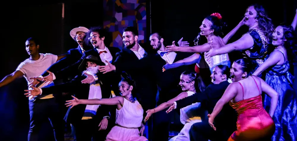 \"Gli Sbronzi di Riace\", spettacolo teatrale al teatro Cilea a Reggio