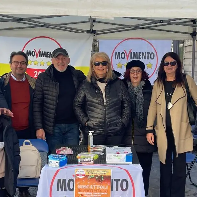 Reggio, \"Giocattoli in movimento\", successo per la raccolta per i bambini