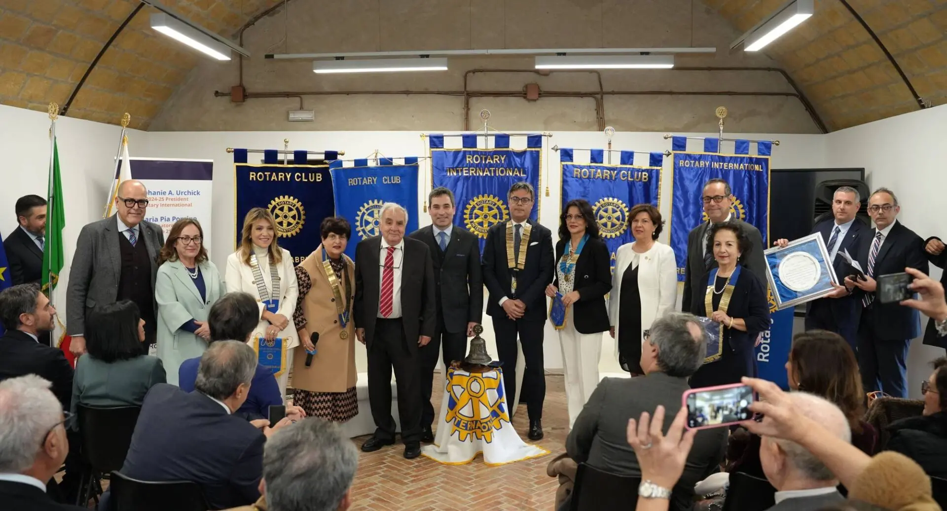 I Rotary di Reggio Calabria conferiscono il titolo di socio onorario a Lord Verdirame