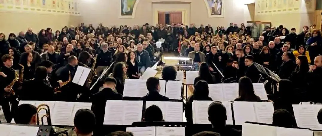 Oppido Mamertina, grande partecipazione al concerto dell'Orchestra di fiati \"Giuseppe Rechichi\"