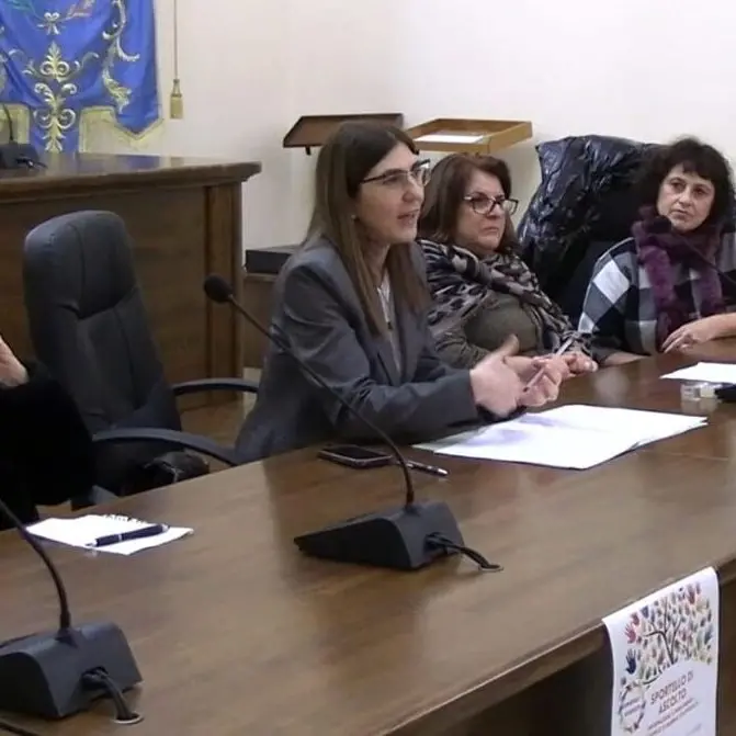 Roccella tende una mano ai disabili e ai minori in difficoltà, aperto al Comune uno sportello informativo