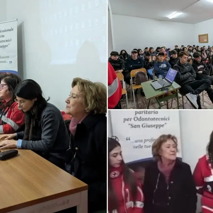 A Gioia Tauro, per educare a una vita sessuale sana, la Croce Rossa incontra gli studenti dell'istituto professionale per Odontotecnici Ipo-forma