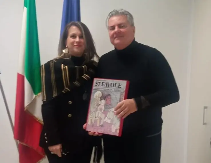 \"57 favole di Saverio Strati\" il regalo al presidente del Consiglio Regionale Filippo Mancuso