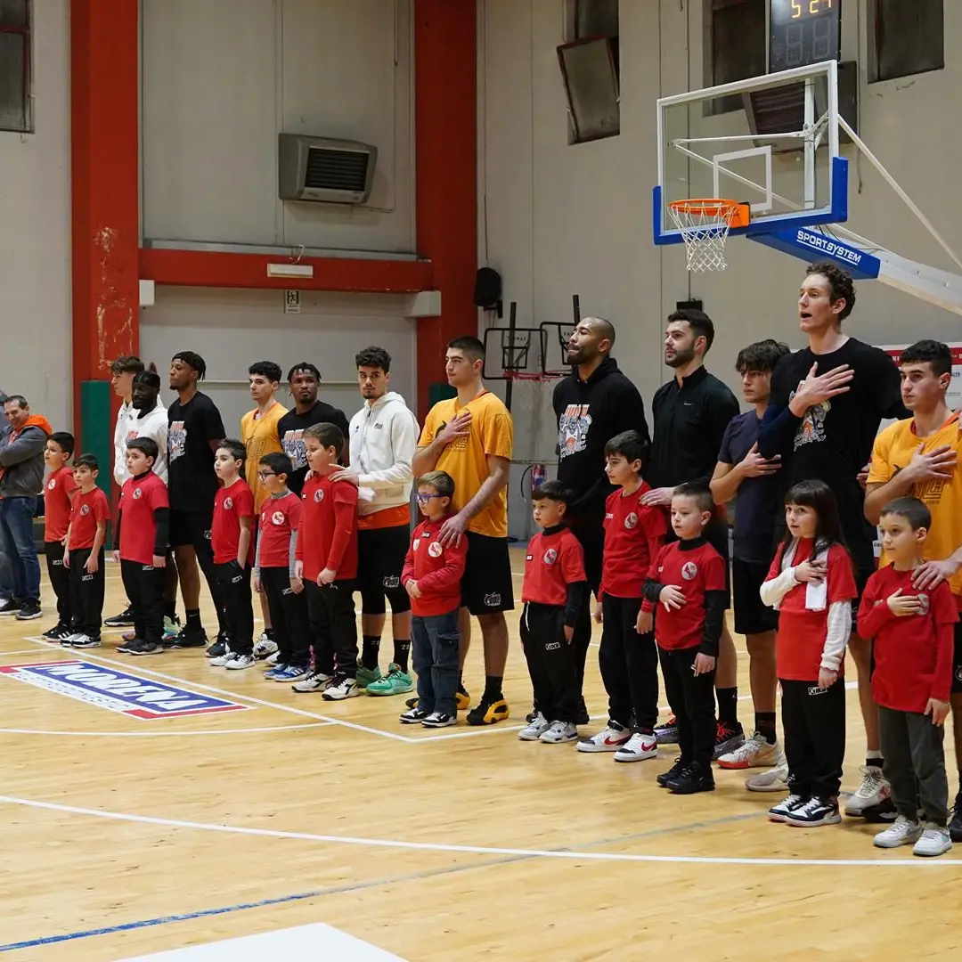 Punti che valgono doppio: la Viola supera Angri e consolida la vetta con un successo sofferto ma meritato