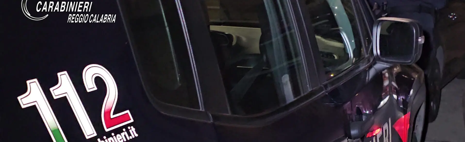 Sorpreso ad incendiare auto ad Arghillà: arrestato un minorenne