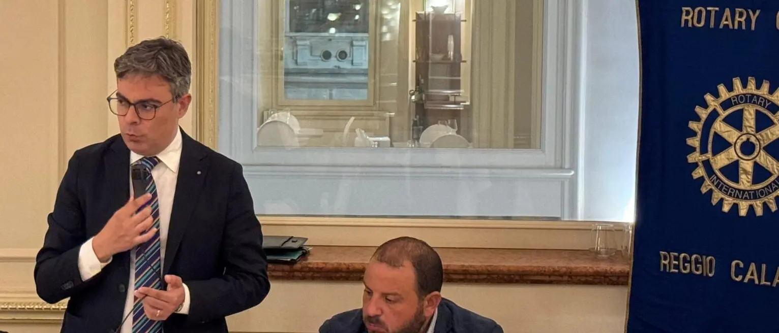 Segesta Jet, il Rotary Club Reggio Calabria: «Ricordare le vittime dell’incidente nello Stretto»