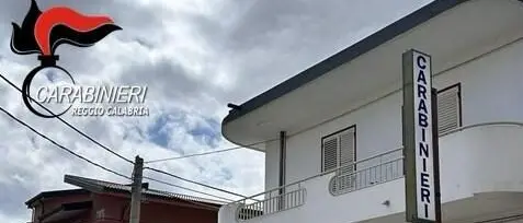 Violenza domestica a Condofuri, i Carabinieri lo arrestano in flagranza differita per maltrattamenti in famiglia