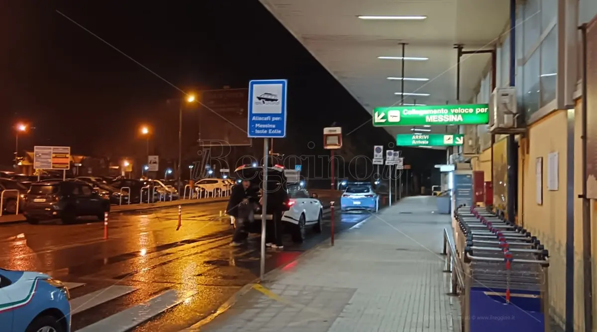 Aeroporto dello Stretto, dietrofront sulla chiusura: riapertura prevista dalle 20. Si lavora a ripristino dei voli - LIVE