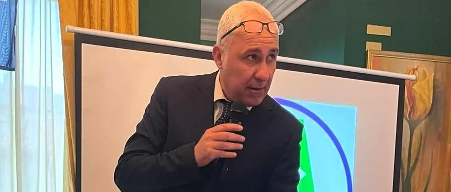 Dimensionamento scolastico ed assistenti educativi, Suraci (Azione): «Consiglieri forzisti impreparati»