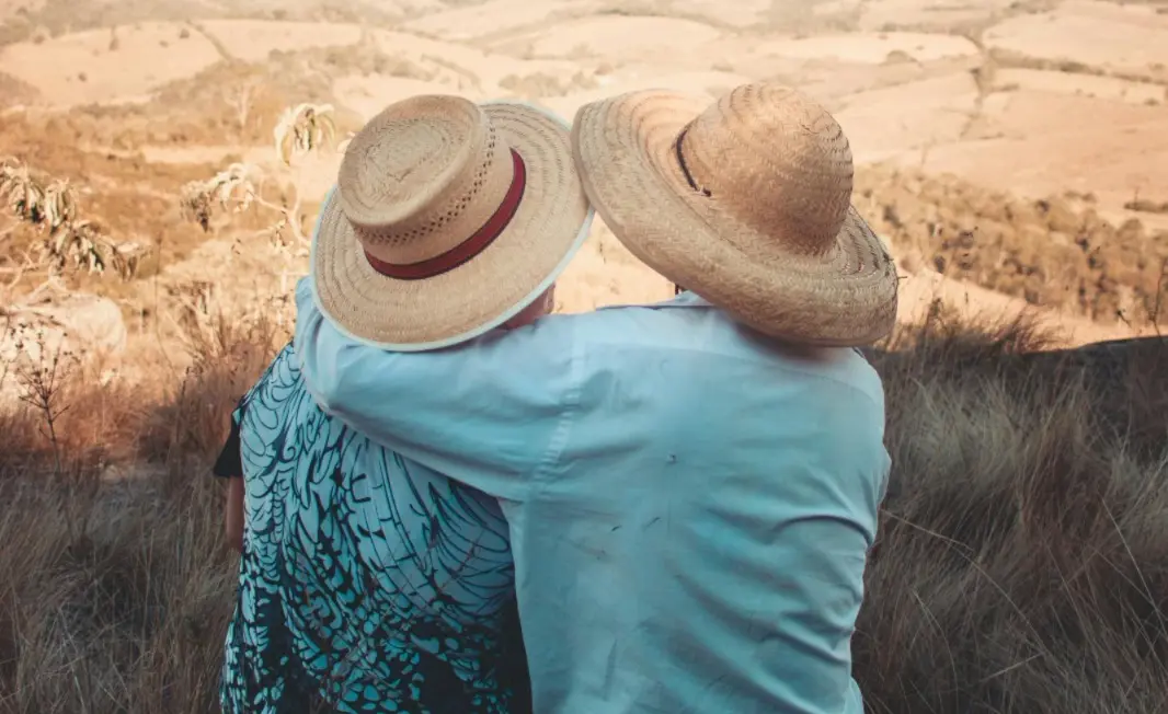 La giornata mondiale degli abbracci: un gesto universale che fa bene al cuore
