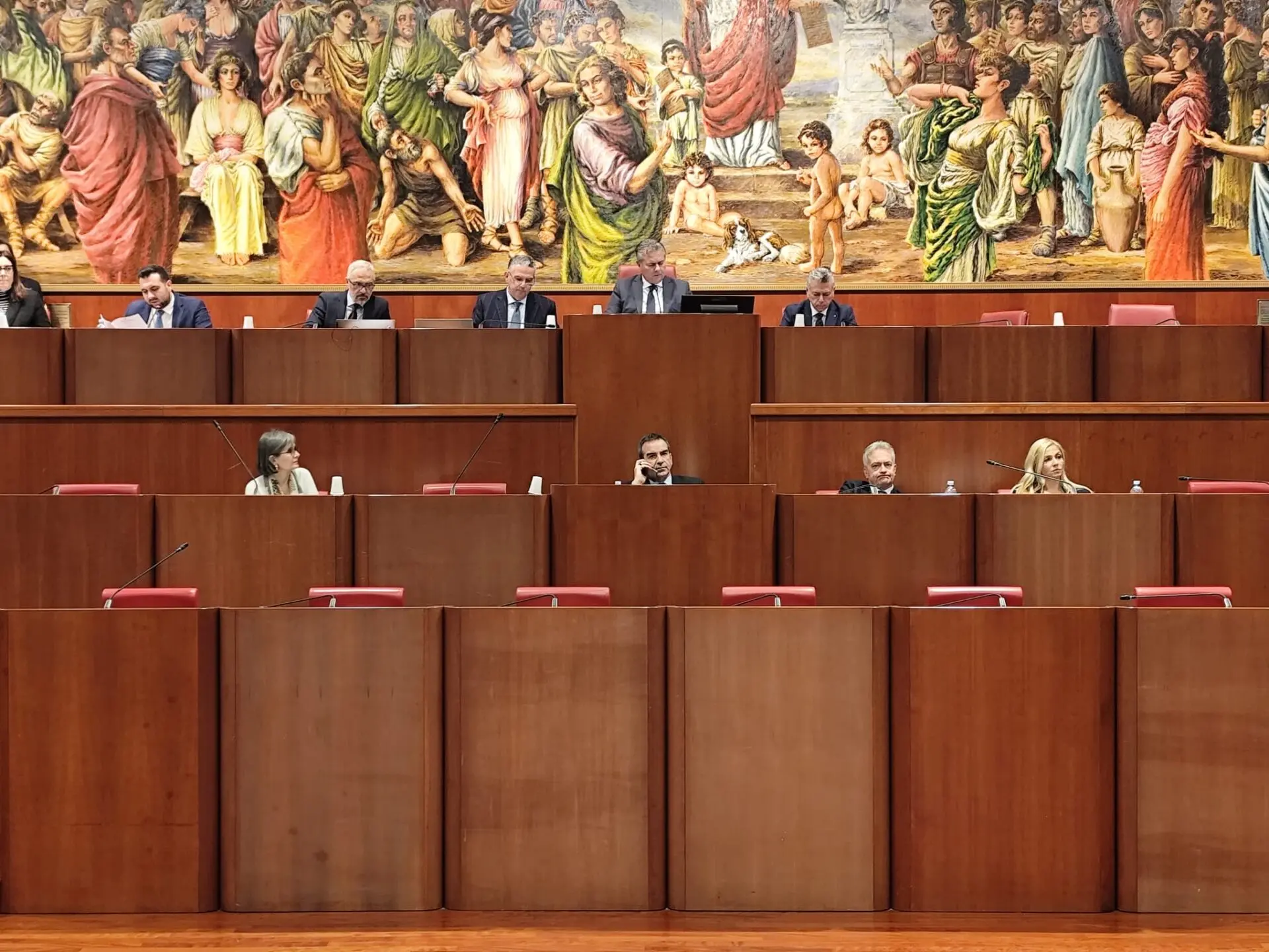 Occhiuto s'impunta sulla Centrale del Mercure: «Non indietreggio di un millimetro, se la mia maggioranza vota contrario mi dimetto»