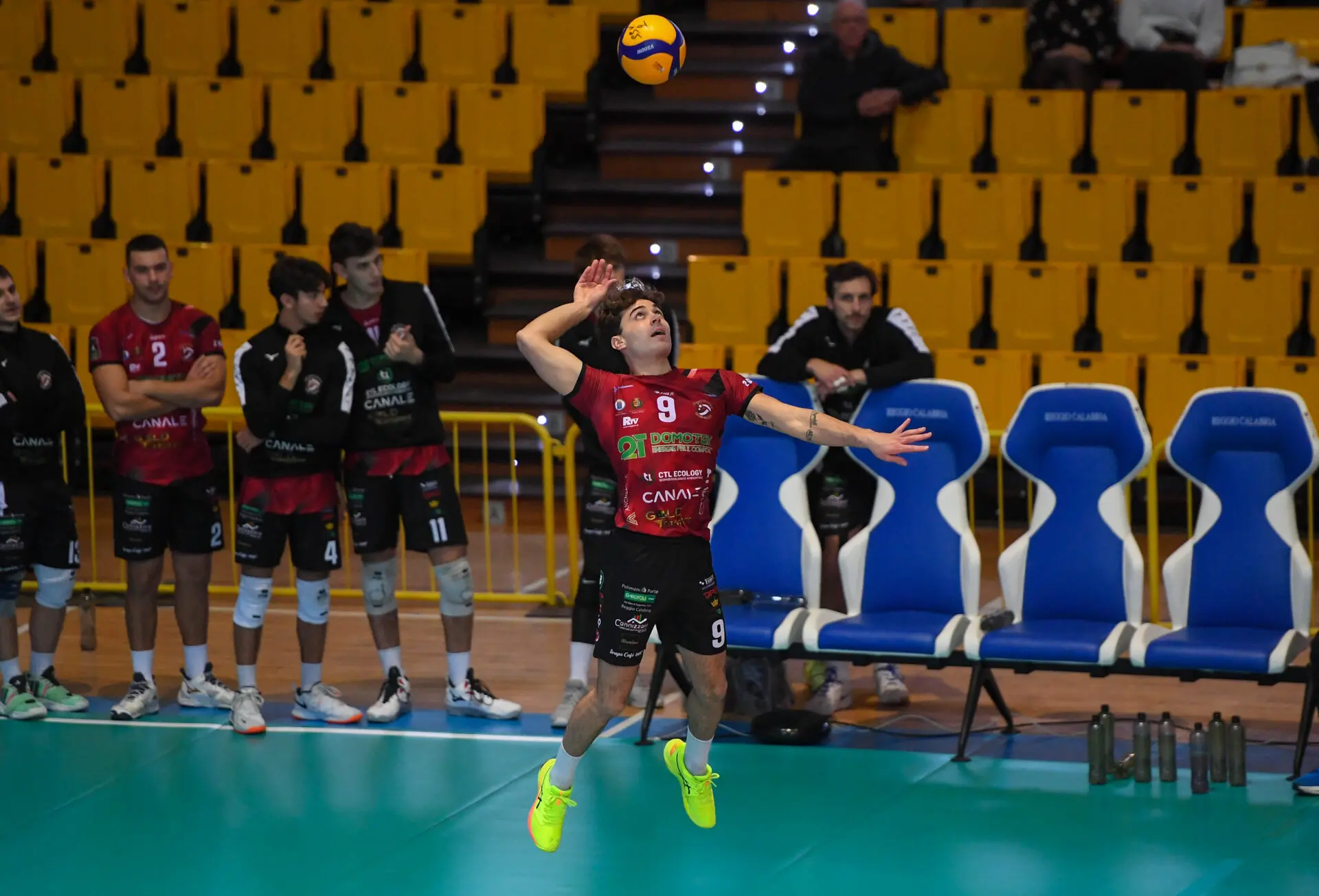 Domotek Volley, Esposito: «Testa a Sorrento. Reggio, abbiamo bisogno di voi»