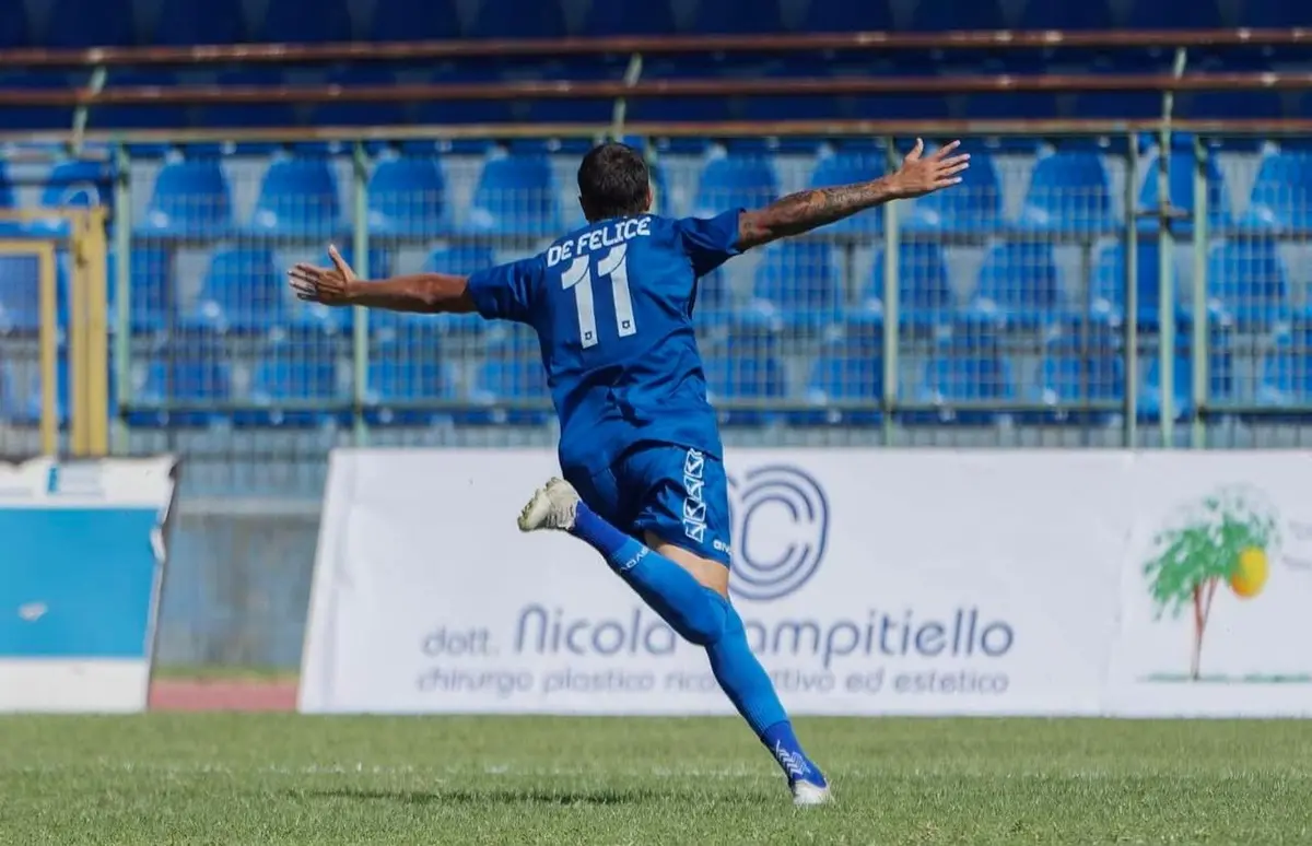 De Felice alla Reggina: trattativa ancora in corso, futuro incerto