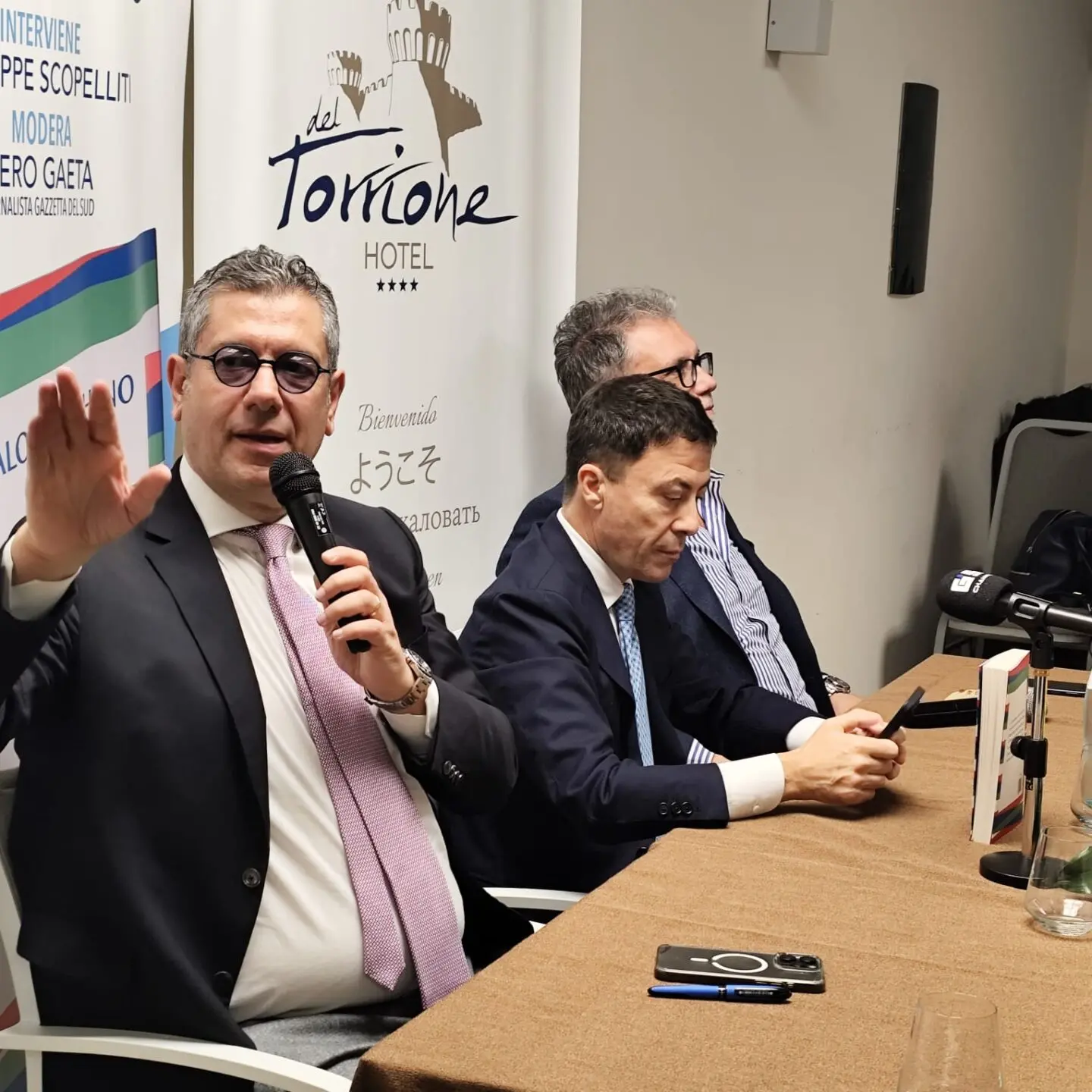 Scopelliti, “L’Italia è di destra” e l’attualità del Modello Reggio: «Disponibile a scrivere programma per la città»