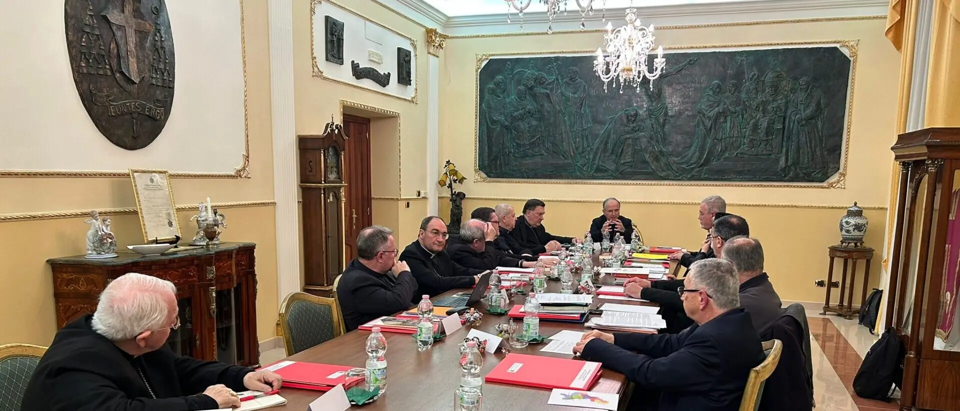 La Conferenza Episcopale Calabra ribadisce l’impegno per la pace e affronta le emergenze sociali della Regione