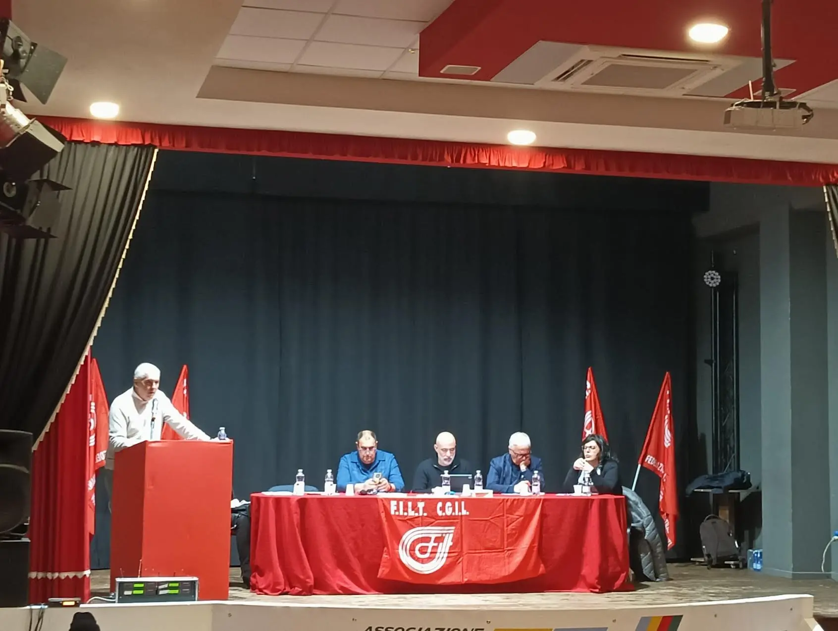 Reggio, al cine-teatro metropolitano l'assemblea generale della Filt-Cgil