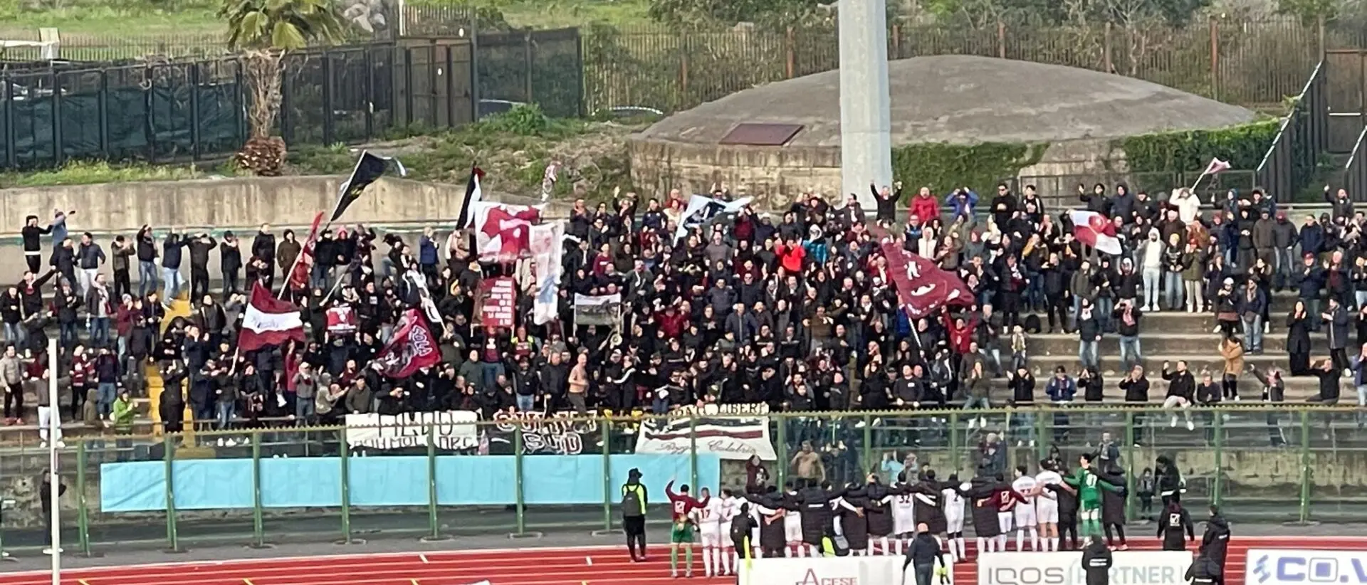 Reggina come un carro allegorico: poker ad Acireale, ora testa al Siracusa