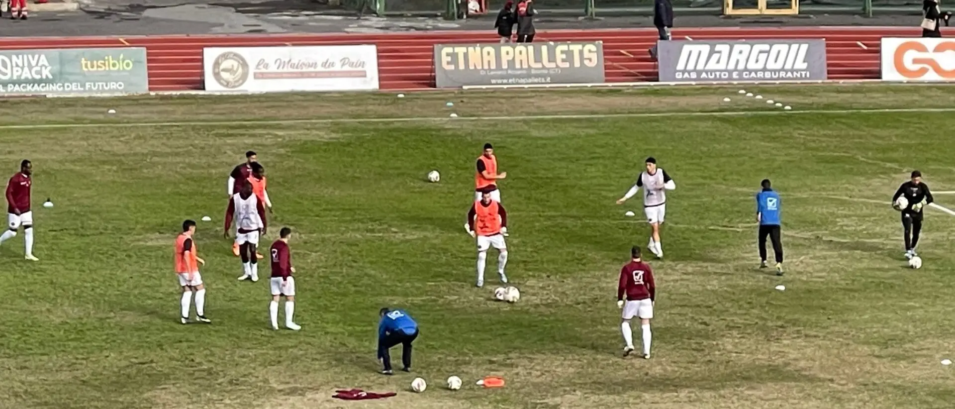 Reggina, a porte chiuse per la sfida con il Siracusa: Trocini studia le opzioni per sostituire Barillà