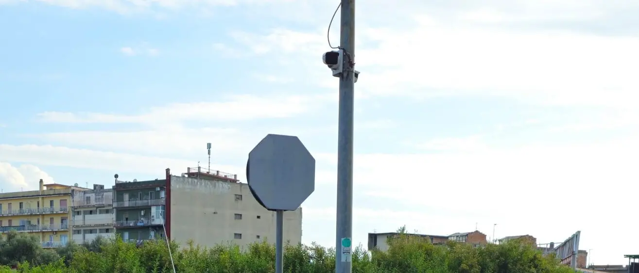 Violenza sessuale a Gioia Tauro, arrestato 29enne