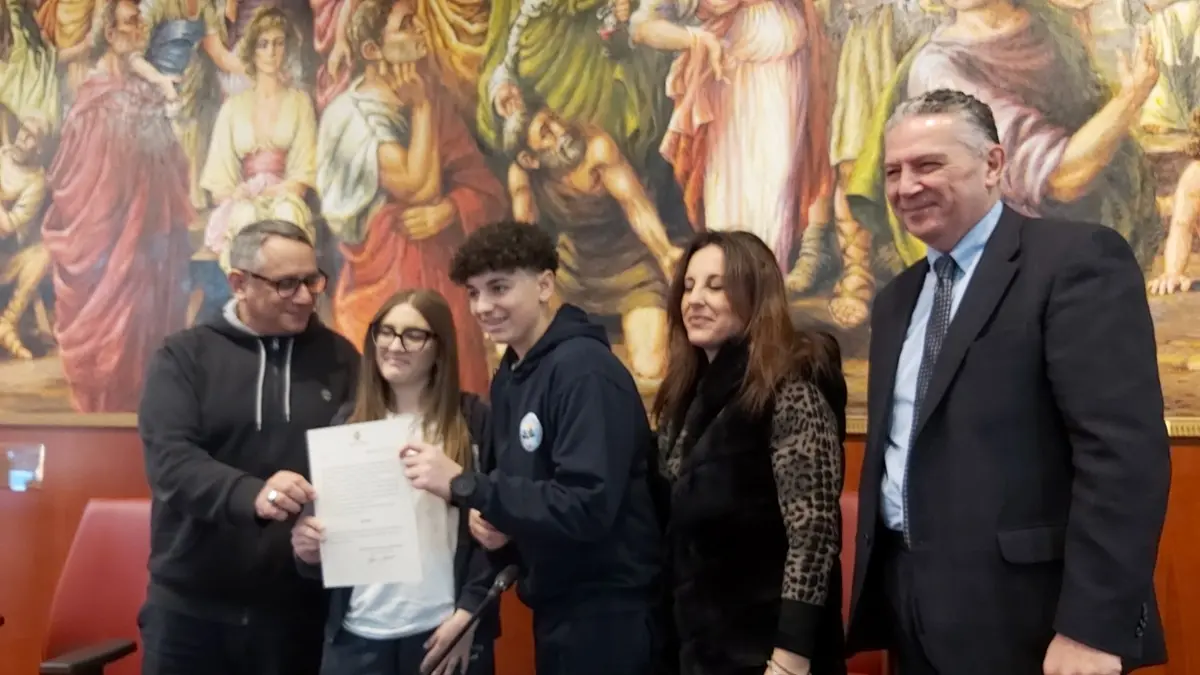 Reggio, l'encomio del garante Marziale agli studenti dell'istituto Carducci - Da Feltre