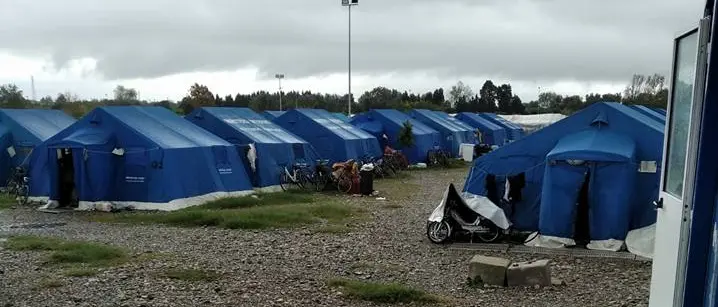 «Lesa la dignità umana nella tendopoli di Gioia Tauro»