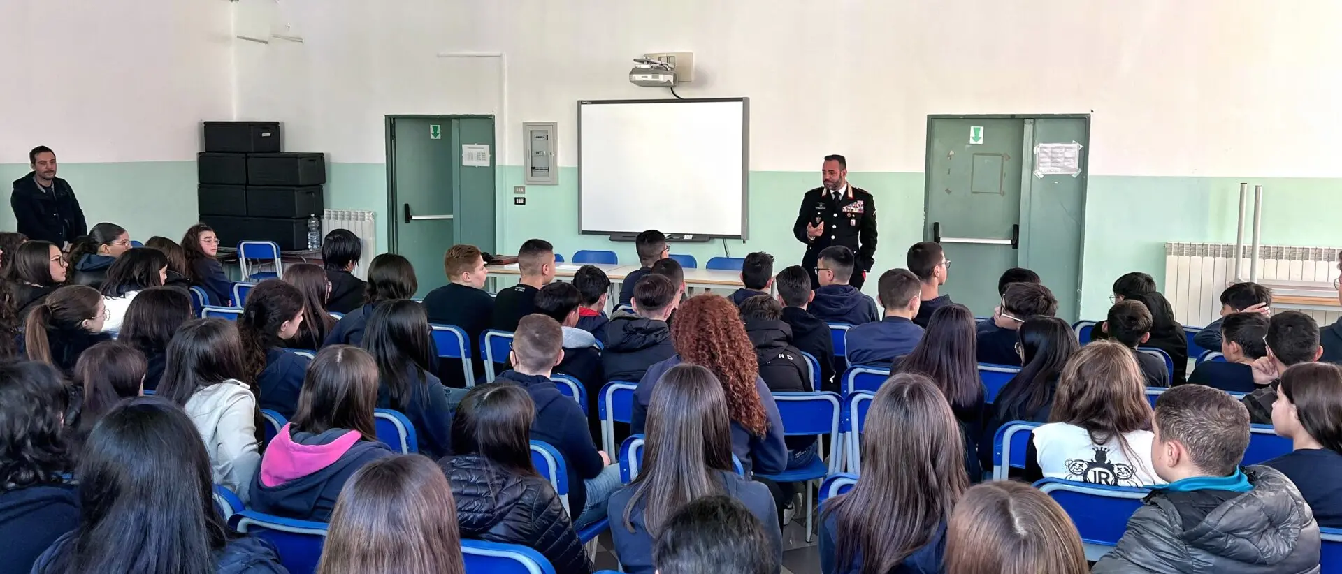 Legalità in classe, a Sant'Eufemia d'Aspromonte l’iniziativa dell’Arma dei Carabinieri
