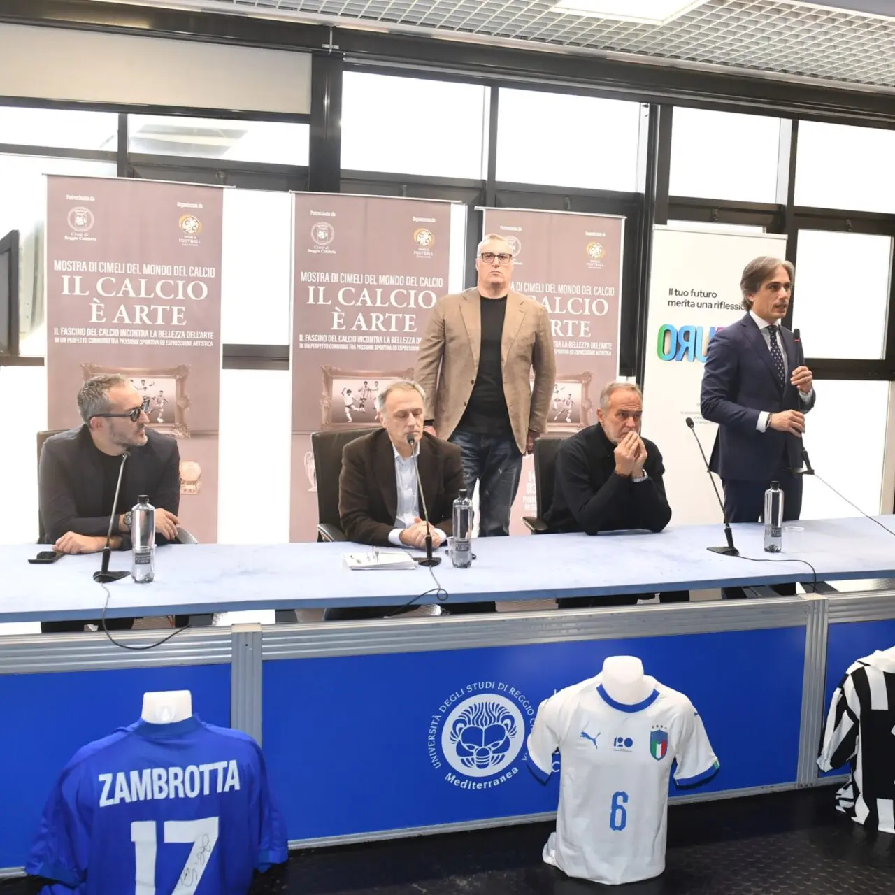 Reggio, Cabrini e Zambrotta protagonisti dell'incontro \"Il Calcio è Arte\"