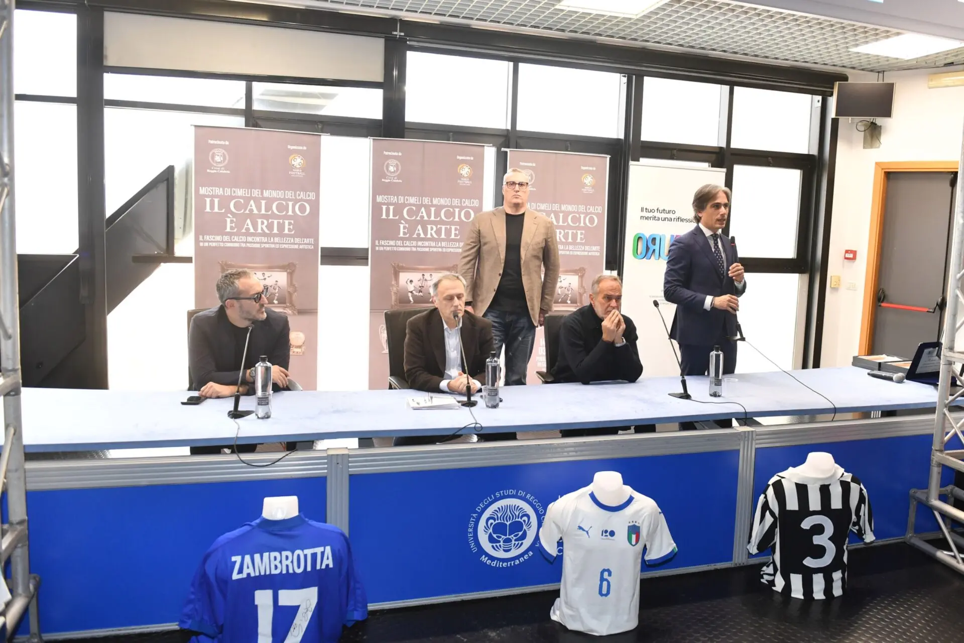 Reggio, Cabrini e Zambrotta protagonisti dell'incontro \"Il Calcio è Arte\"