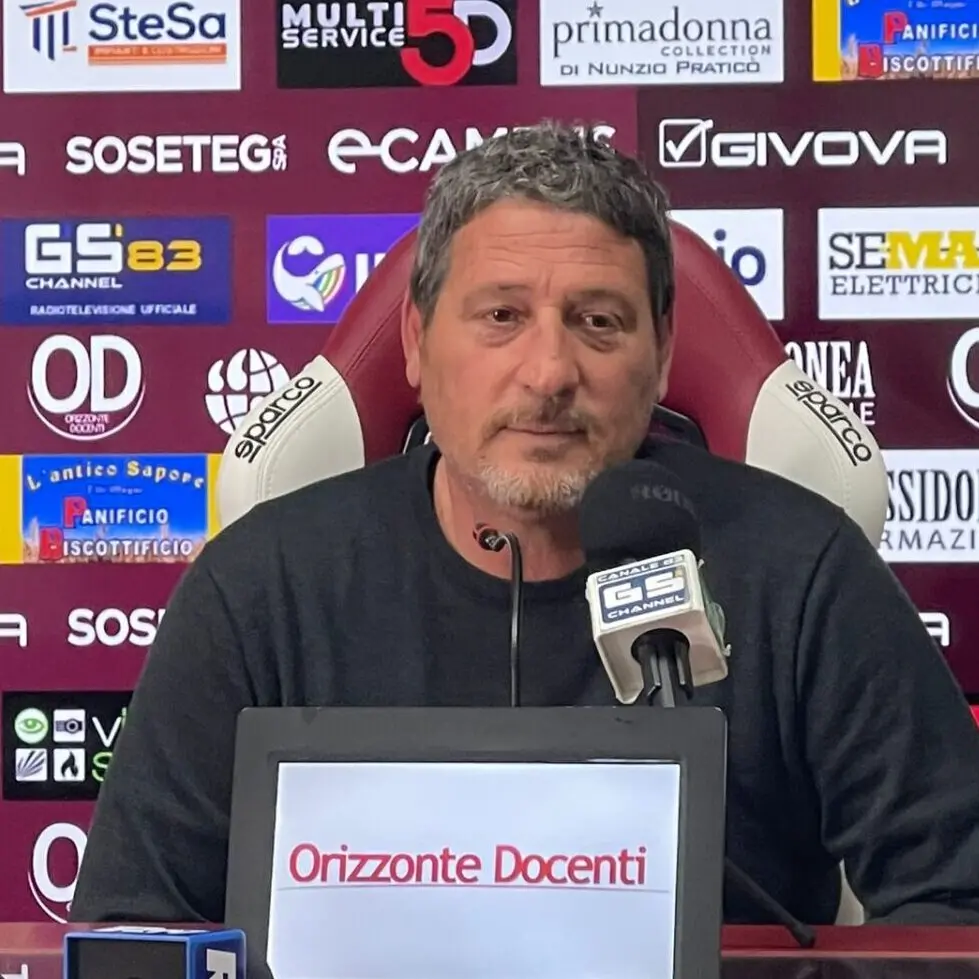 Verso Reggina-Siracusa, Trocini: «L’amore di Reggio ci spinge a lottare per la vittoria»